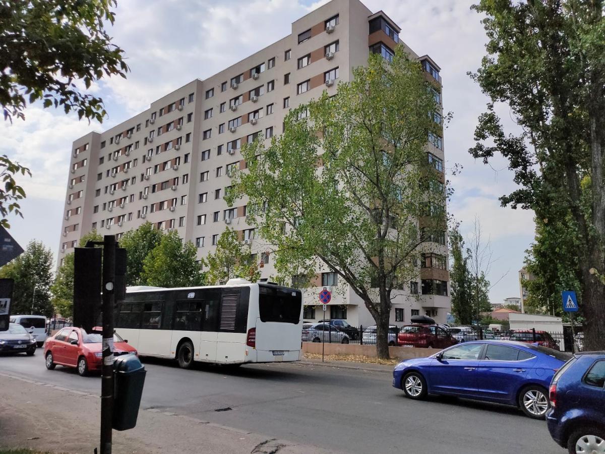 Dc Prelungirea Ghencea 38-40 Self Check-In Bucharest Exterior photo